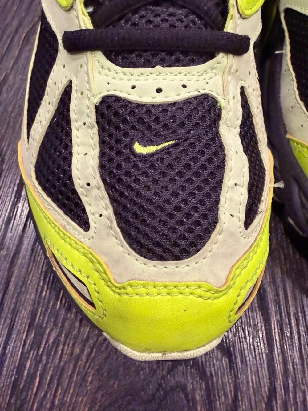 Nike Air Pegasus Men's Shoes Volt/Black/Barely Volt size 10.5 - Picture 5 of 11